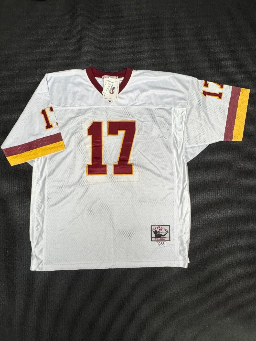 NWT 56 XXXL Mitchell & Ness 1986 Doug Williams #17 Washington Redskins Jersey